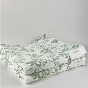 2pc Laura Ashley Bath Towels White and Green Floral Soft Cotton Velour NEW